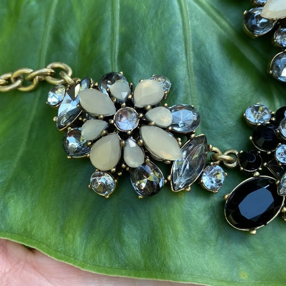 J Crew Necklace - Picture 4 of 12